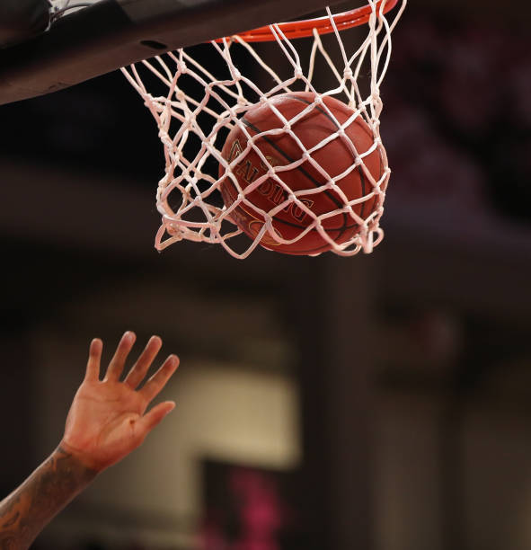 中场拥有创 中场拥有创