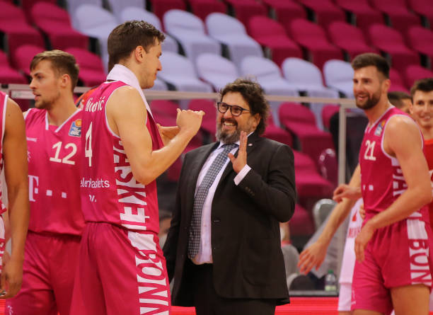 凭借关键人 凭借关键人