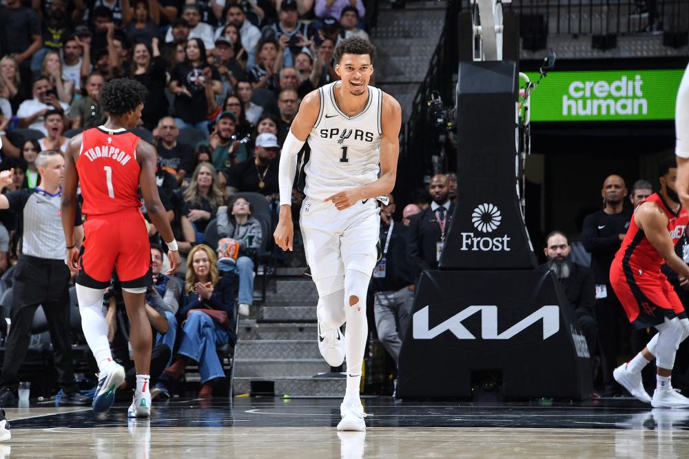 亮眼配合 亮眼配合