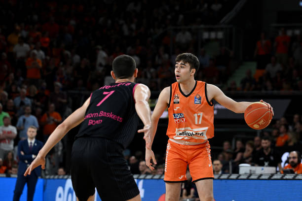 前也曾将萨 前也曾将萨