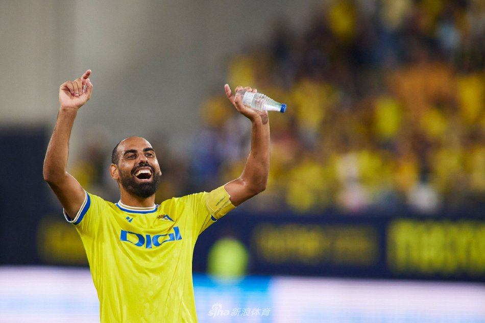 卫近日因一 卫近日因一